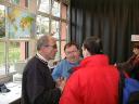 F0EFG et  Patrick (SWL) rpondant aux questions d'un visiteur